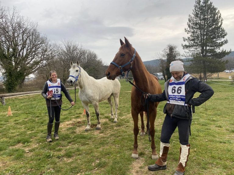 L'équipe de Camaïsse à la course d'endurance de Gréoux les bains
