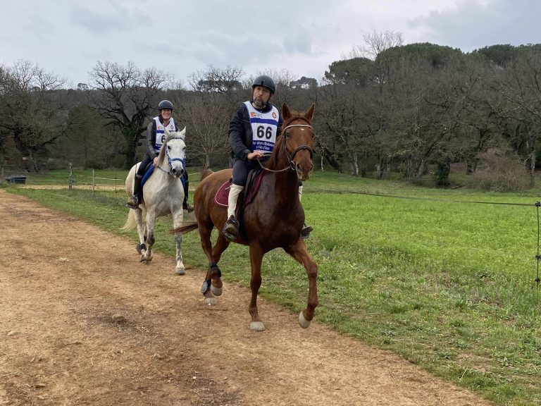 L'équipe de Camaïsse à la course d'endurance de Gréoux les bains