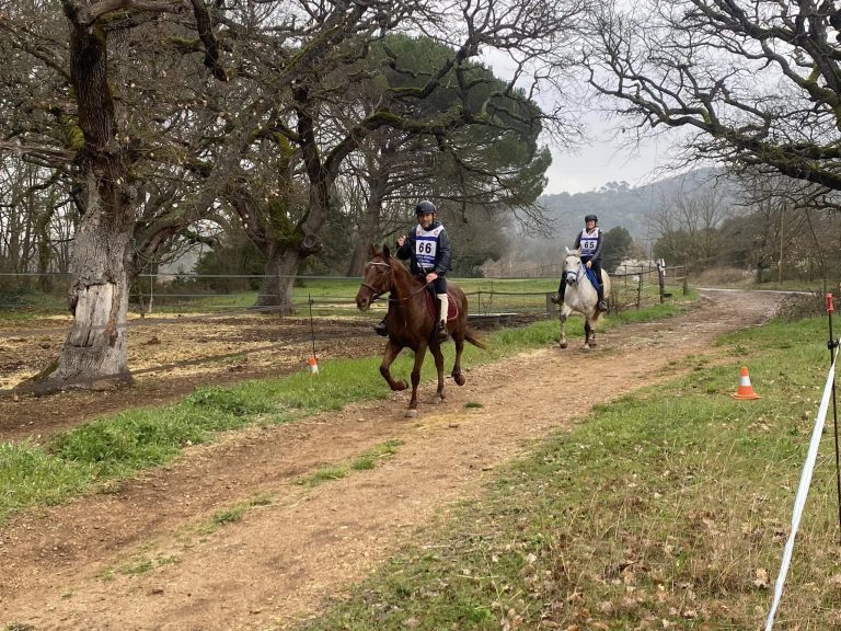 L'équipe de Camaïsse à la course d'endurance de Gréoux les bains